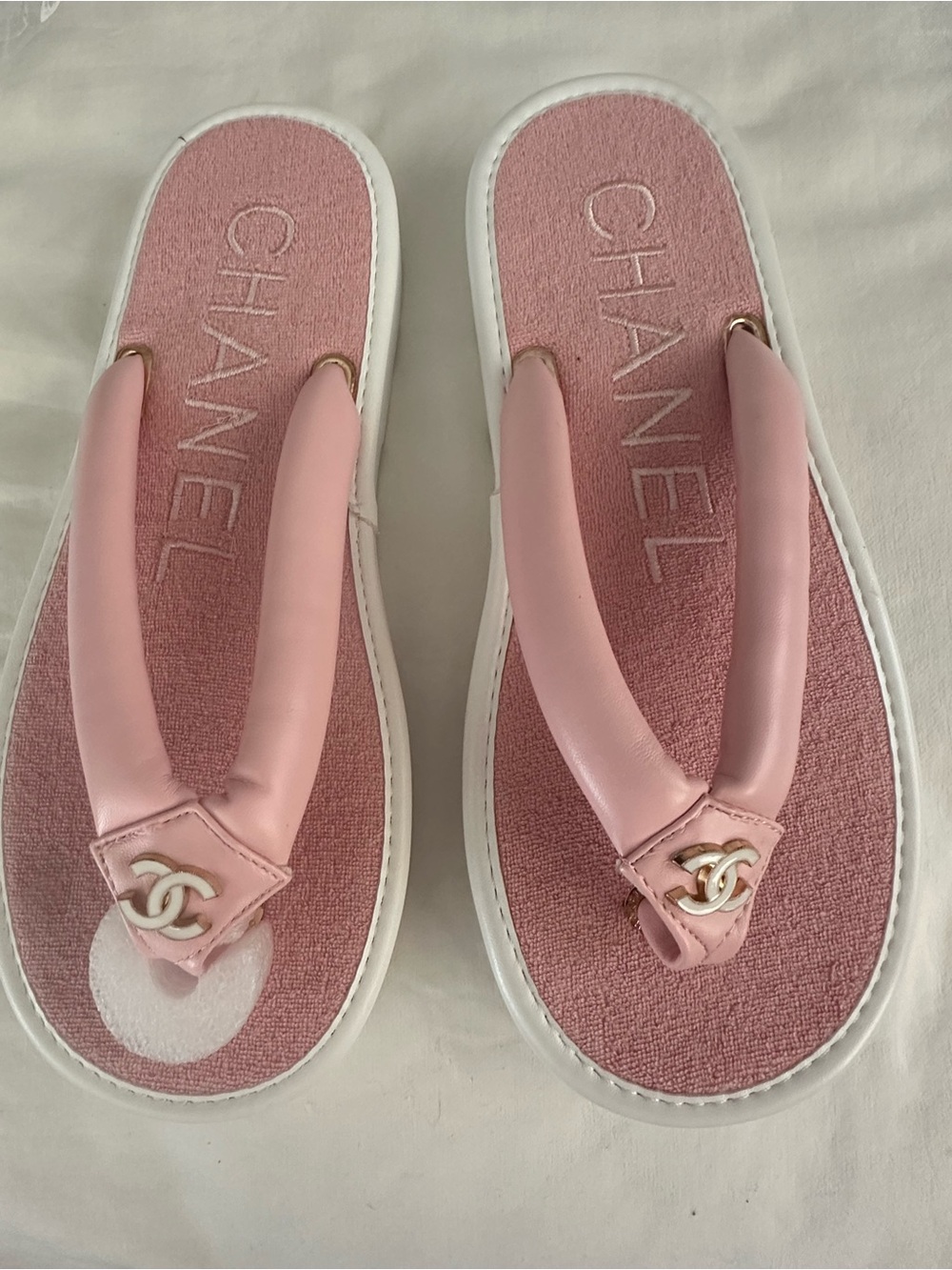 CHANEL Pink Leather Logo Flip Flop Sandals - Picture 1 of 3